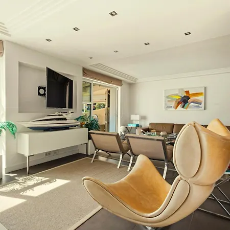Villa D'exception Avec Et Amarrage Prive A Port Grimaud