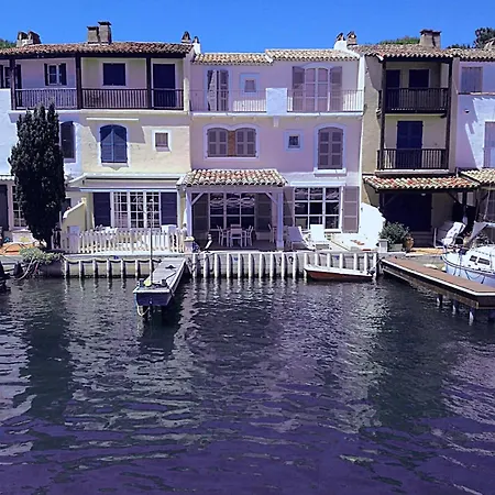 D'exception Avec Et Amarrage Prive A Port Villa Grimaud